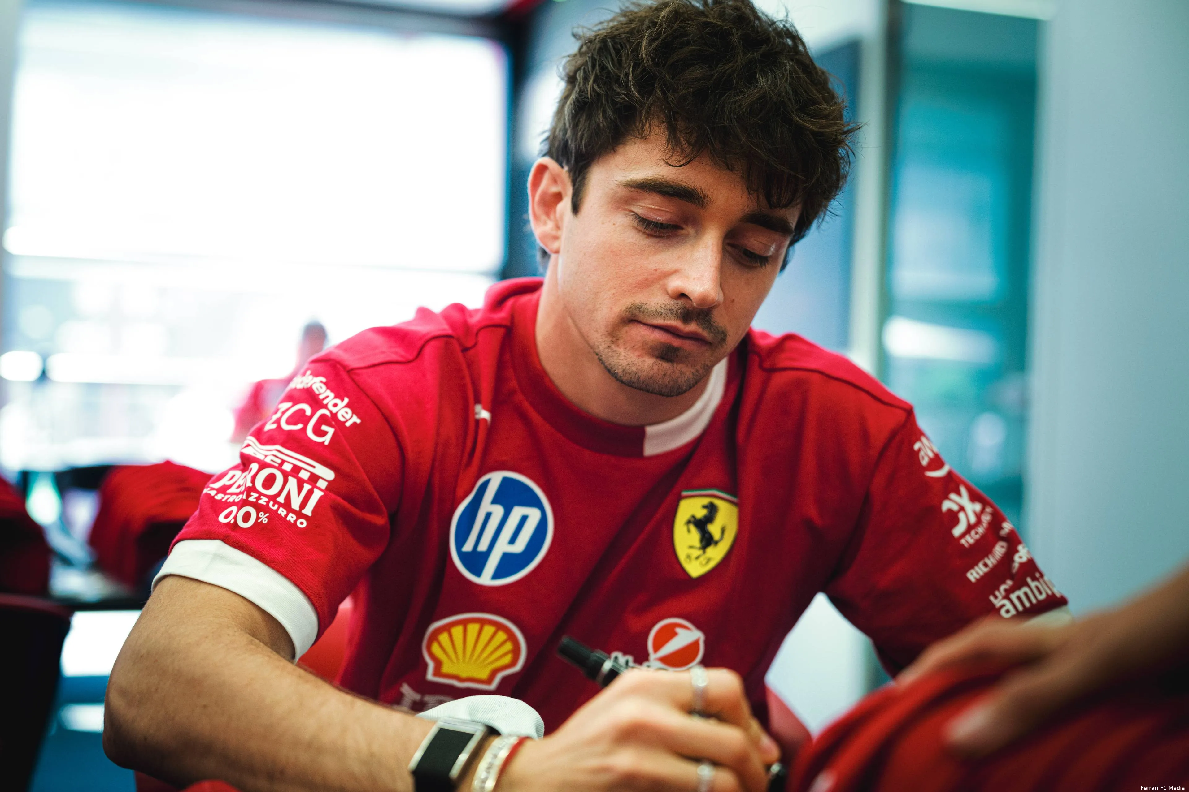 charles-leclerc-ferrari-gp-hongarije-2025-vrijdag-2