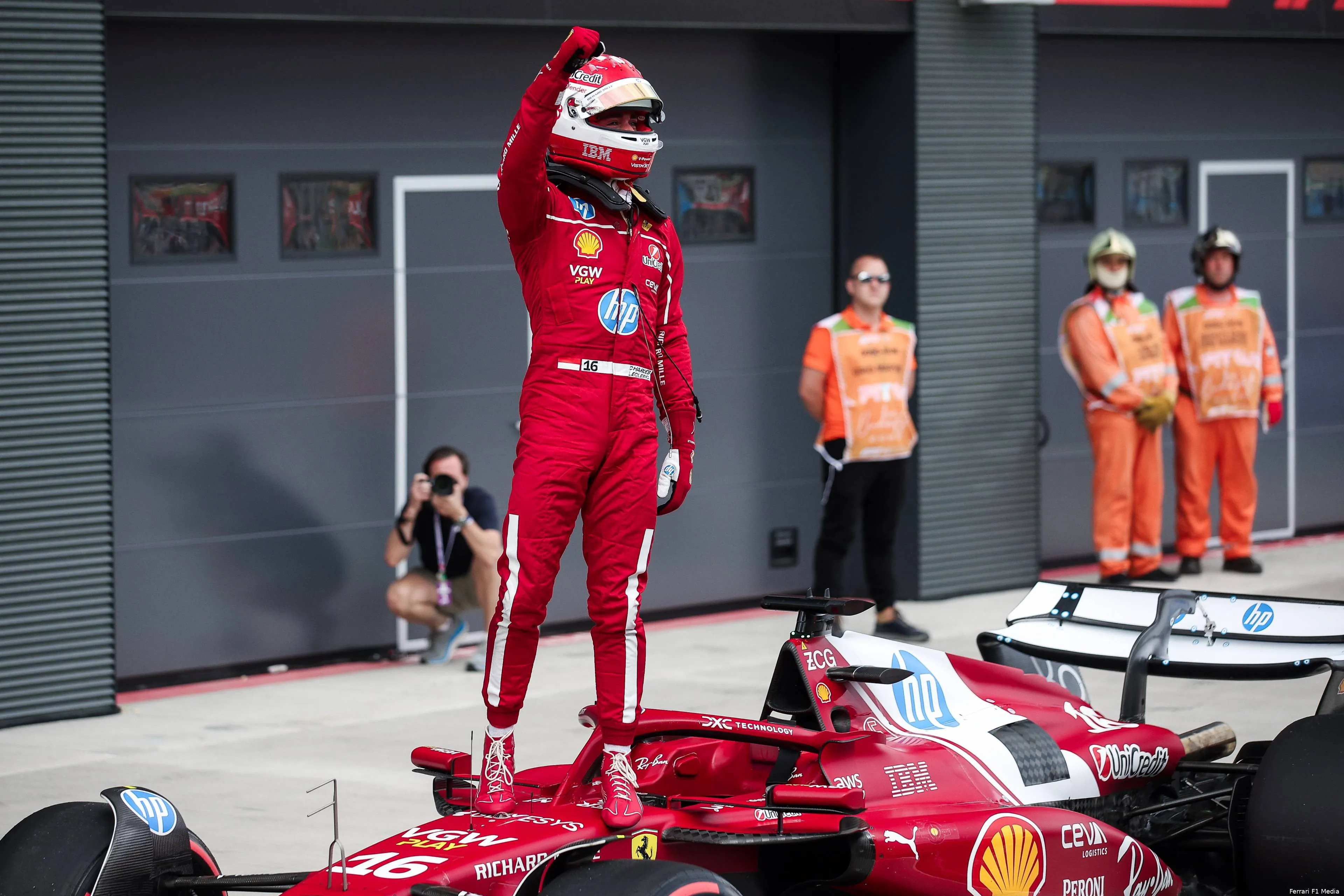 ferrari-charles-leclerc-gp-hongarije-2025-zaterdag-pole-position-3