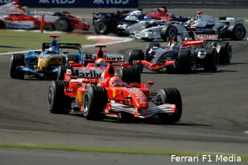 <i>In 2006 begon Michael Schumacher in Bahrein aan zijn elfde en laatste jaar bij Ferrari.</i>