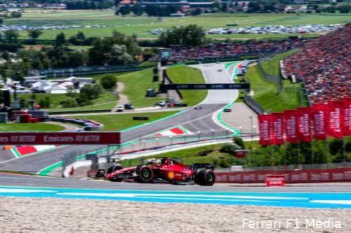 Charles
Leclerc in actie, kwalificatie GP Oostenrijk 2022 op de Red Bull Ring (Foto:
Ferrari F1 Media)