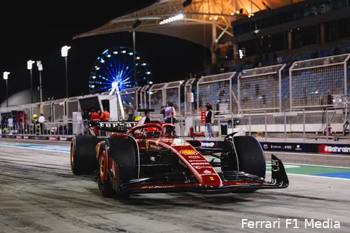 De Ferrari SF-24 met Charles Leclerc tijdens de kwalificatie voor de Grand Prix van Bahrein, 2024.