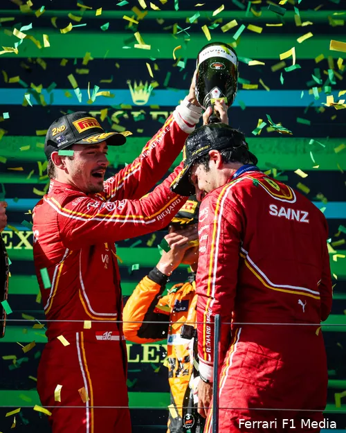 carlos sainz leclerc podium australie ferrari