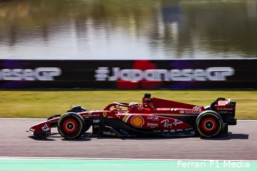 Sainz en Leclerc kwalificeerden buiten de top drie, maar toch belandde een Ferrari op het podium in Japan. (Foto: Ferrari F1 Media)