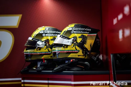 <i>Carlos Sainz stelt zich als teamspeler op.</i>