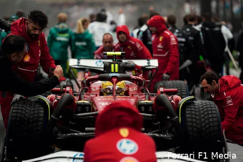 <i>Hamilton wist nog niet uit te blinken bij Ferrari.</i>
