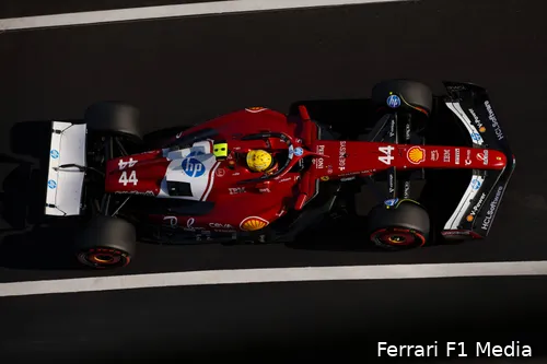 <i>Hamilton geeft aan dat de sessies vandaag goed zijn gegaan.</i>