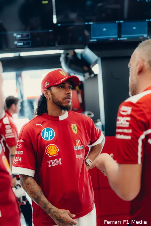 lewis hamilton 250417 sfhp f1 r05 saudi at 2922 789e289a 232c 447c a06d 4c4a883fbe70