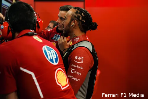 <i>Ferrari lijkt haar coureurs niet serieus te nemen.</i>