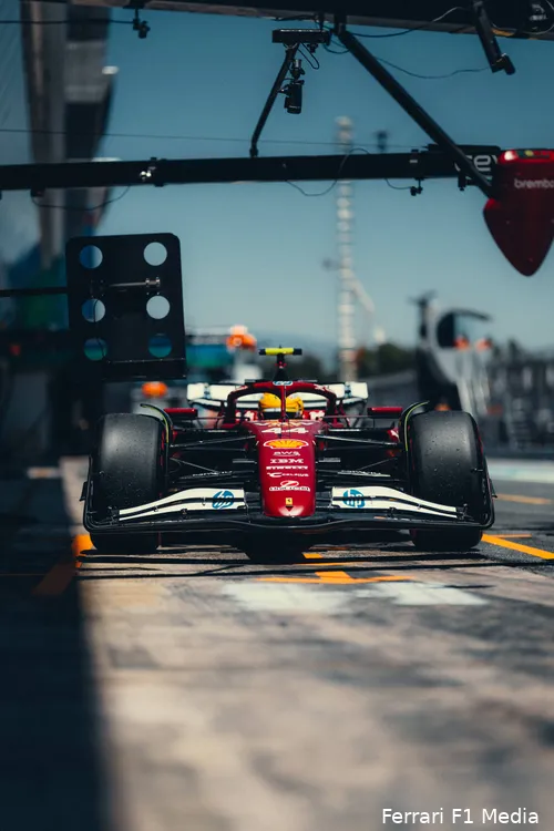 lewis hamilton barcelona zaterdag 2025 ferrari