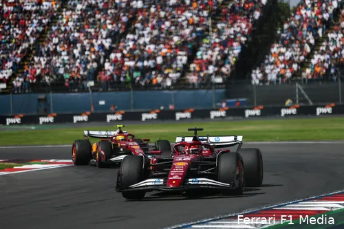 charles-leclerc-lewis-hamilton-ferrari-mexico-zondag-2025