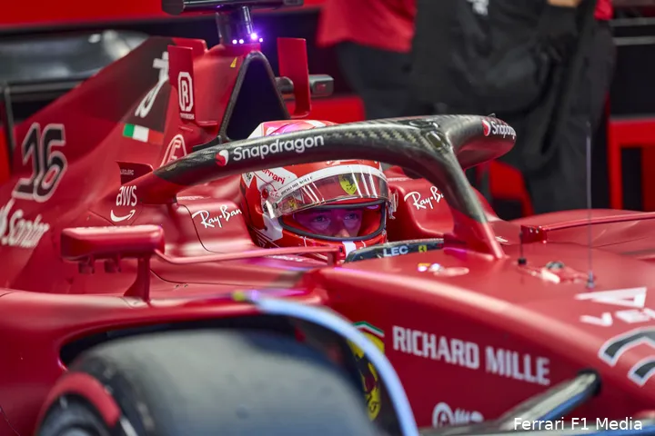 <i>Charles Leclerc moet opnieuw veel punten inleveren ten opzichte van Max Verstappen. (Foto: Ferrari F1 Media)</i>