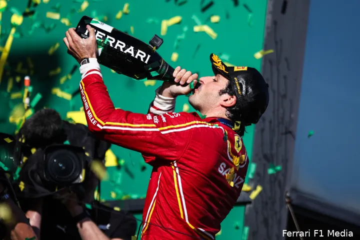 carlos sainz leclerc podium australie ferrari