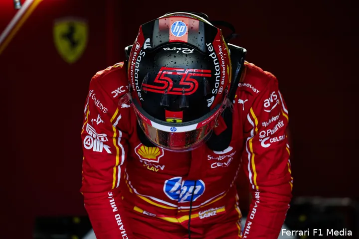 carlos sainz ferrari groot brittannie vrijdag 2024