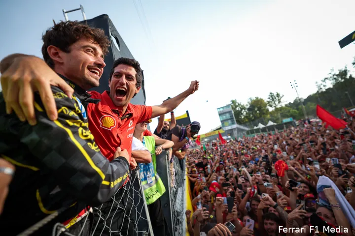 Leclerc, hier toegejuicht door de tifosi, beleefde in Monza één van de mooiste momenten van zijn seizoen. (Foto: Ferrari F1 Media)