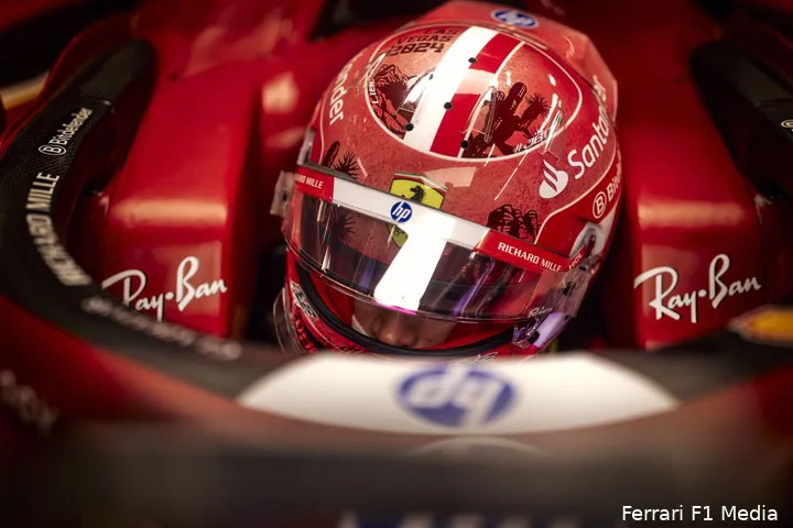 <i>Charles Leclerc heeft tien plaatsen gridstraf voor het verwisselen van zijn batterij.</i>