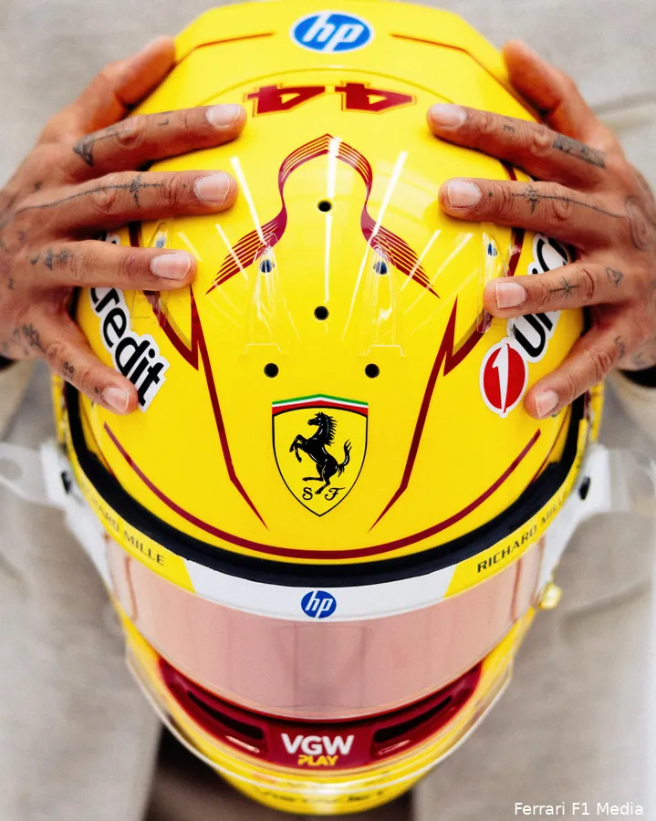 Hamilton is klaar om zijn eerste race te verrijden als Ferrari-coureur.