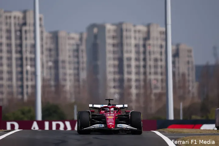 <i>De Ferrari moet laag afgesteld worden.</i>