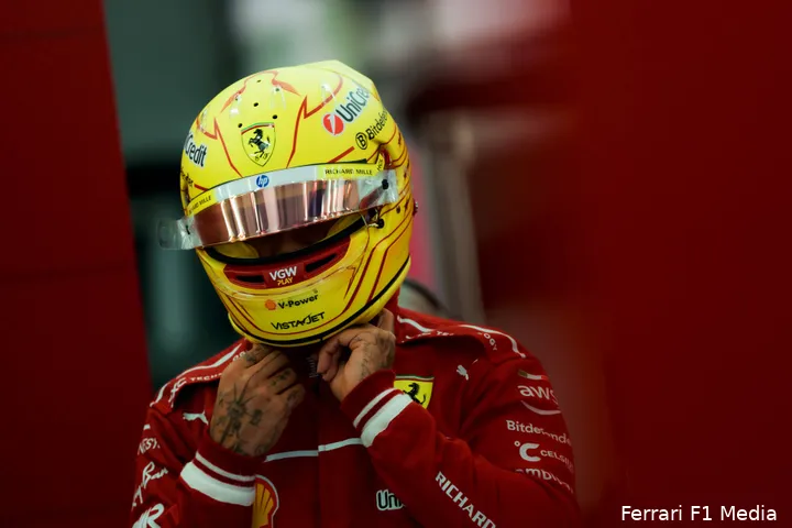 lewis hamilton ferrari testdag 3 bahrein 2025 8