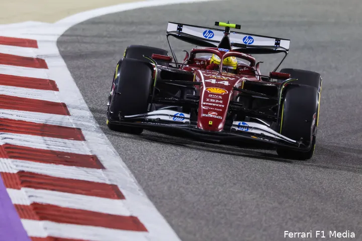 Hamilton werd vijfde in Bahrein vanaf de negende startplek.