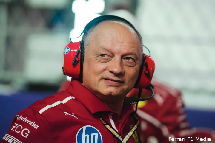<i>Vasseur vindt niet dat Hamilton moeite heeft met de Ferrari.</i>