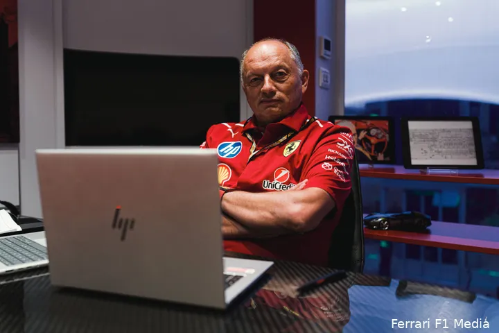 <i>Vasseur tevreden over gebrachte updates.</i>
