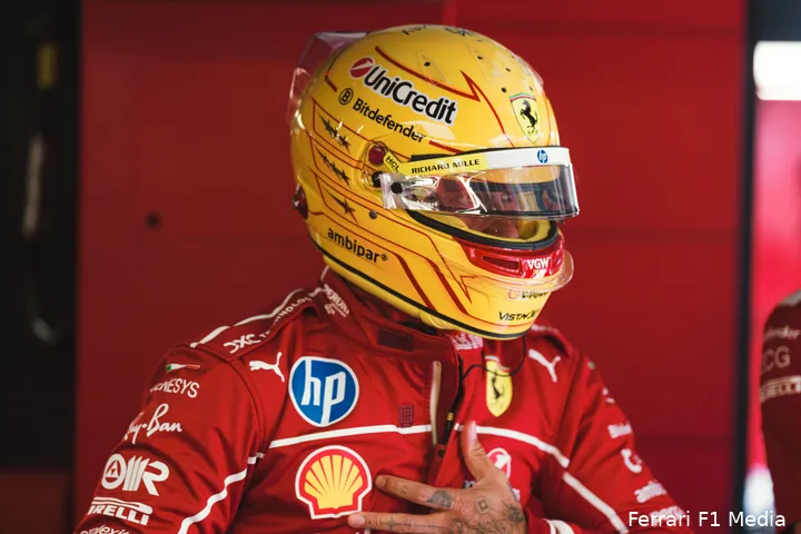 lewis-hamilton-ferrari-gp-hongarije-2025-vrijdag-2