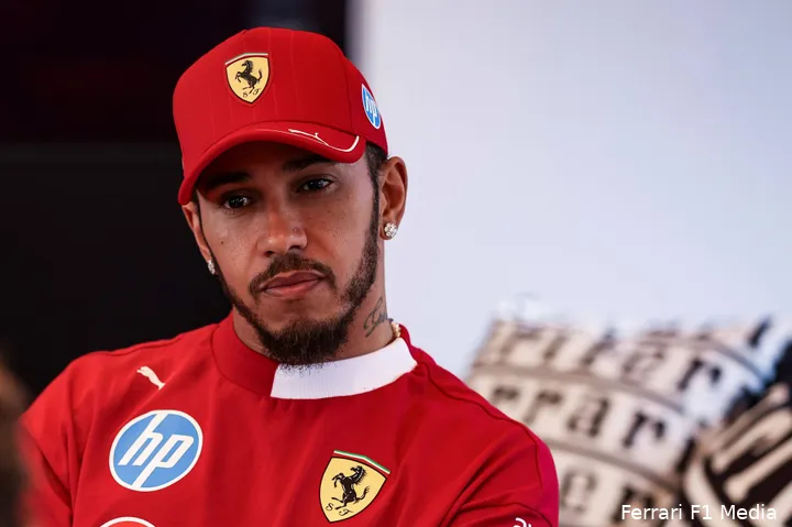 lewis-hamilton-ferrari-gp-hongarije-2025-vrijdag-3