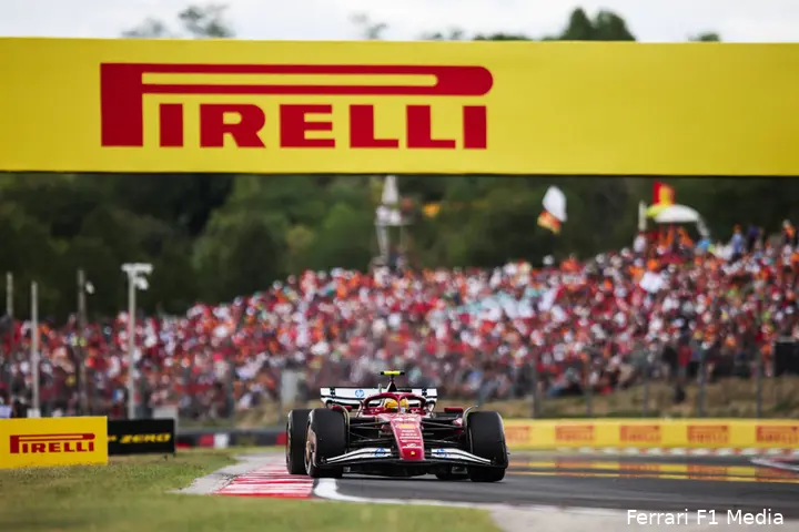 lewis-hamilton-ferrari-gp-hongarije-2025-zondag