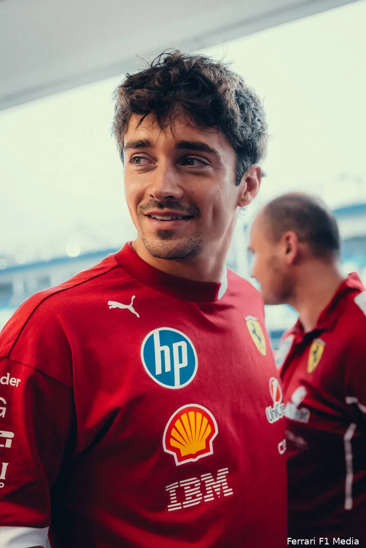 charles-leclerc-ferrari-singapore-vrijdag-6