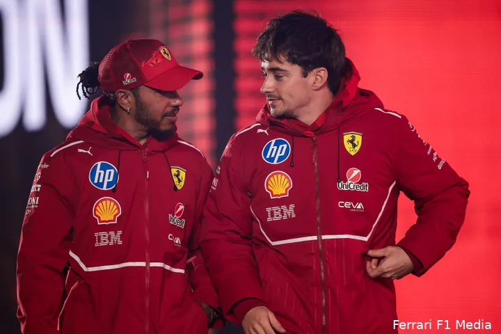 charles-leclerc-lewis-hamilton-ferrari-las-vegas-zondag-2025
