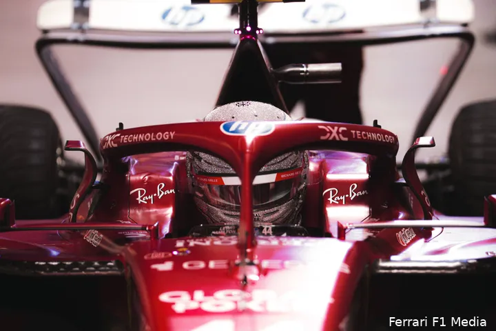 las-vegas-2025-lewis-hamilton-02-scuderia-ferrari-lasvegas-gp-2025-quali_1b2bc7ae-e428-4e14-8252-22eccff26094