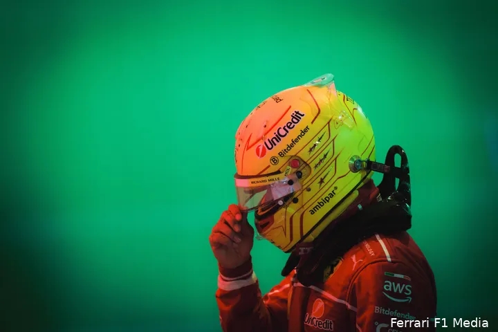 lewis-hamilton-ferrari-gp-qatar-2025-zaterdag-4