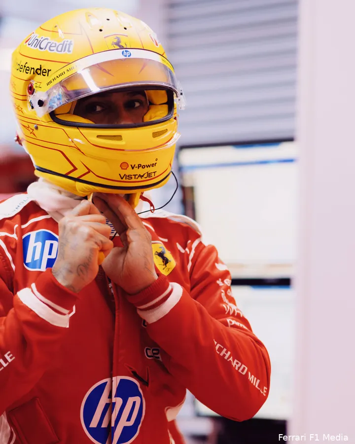 lewis-hamilton-ferrari-2026-12