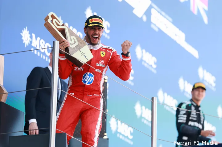 lewis-hamilton-ferrari-gp-barcelona-catalonie-2026-zondag-podium