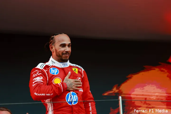 podium-lewis-hamilton-ferrari-monaco-zondag-2026