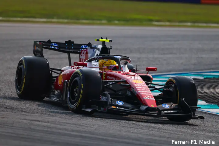 lewis-hamilton-ferrari-2026-sepang-maleisie-bahrein