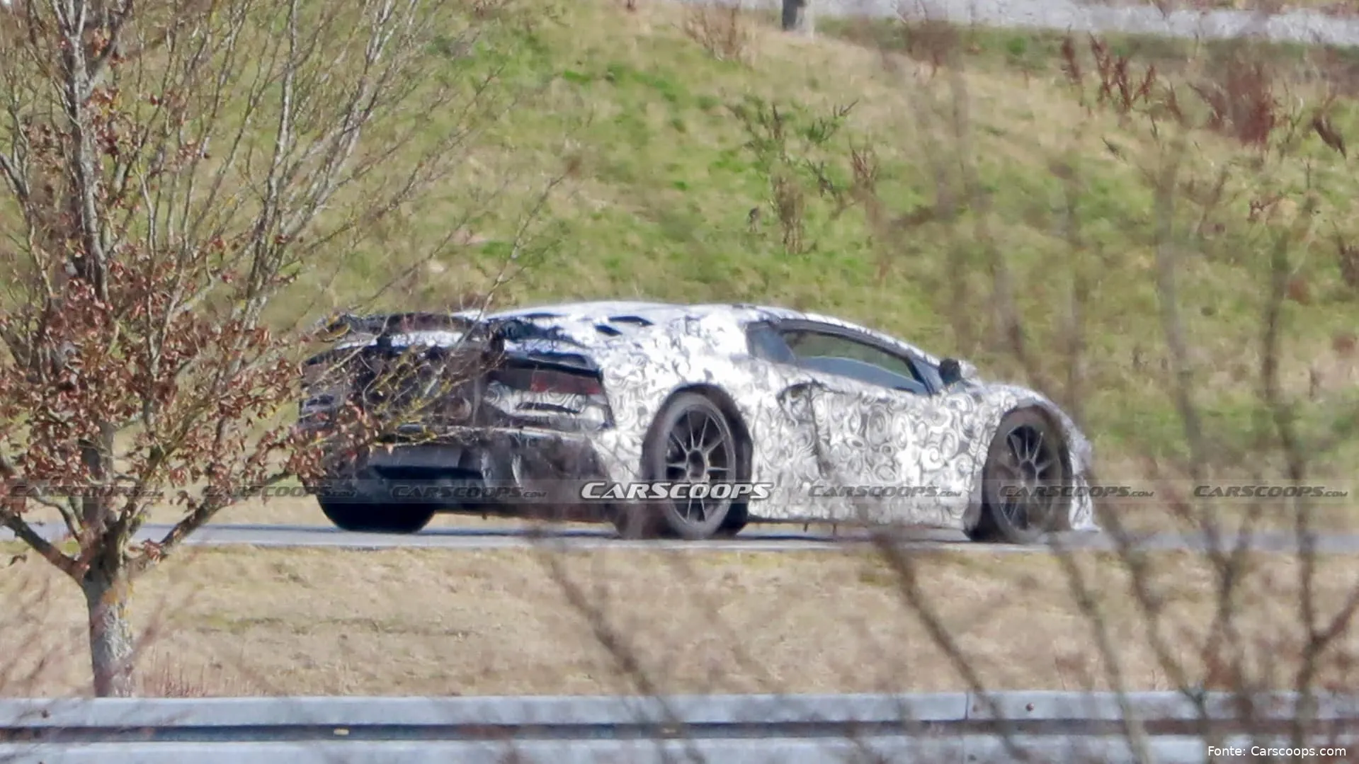 2023 lamborghini aventador successor mule scoop 4