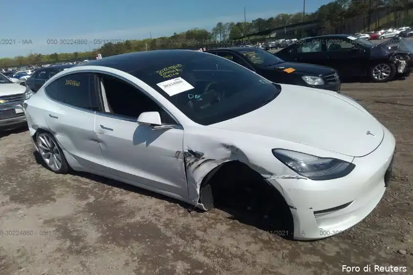 tesla auction damaged
