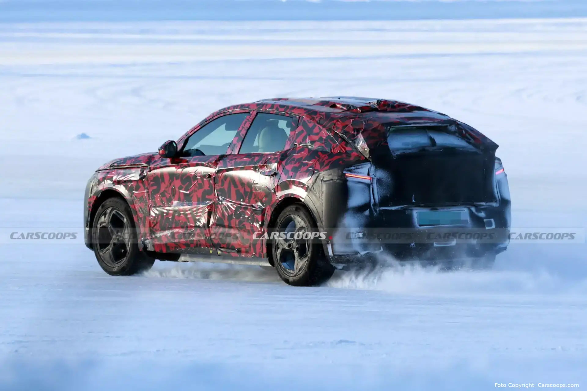 alfa romeo stelvio scoop 23