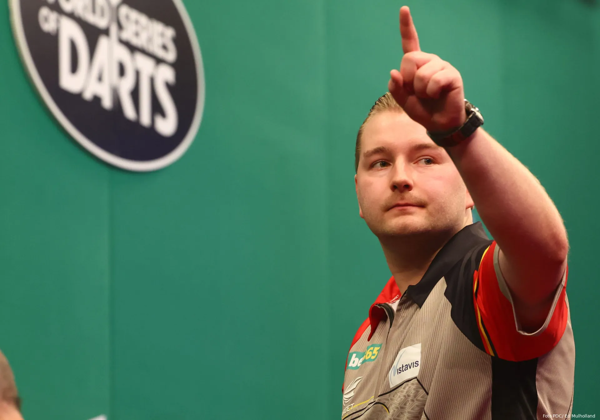 dimitri van den bergh us darts masters