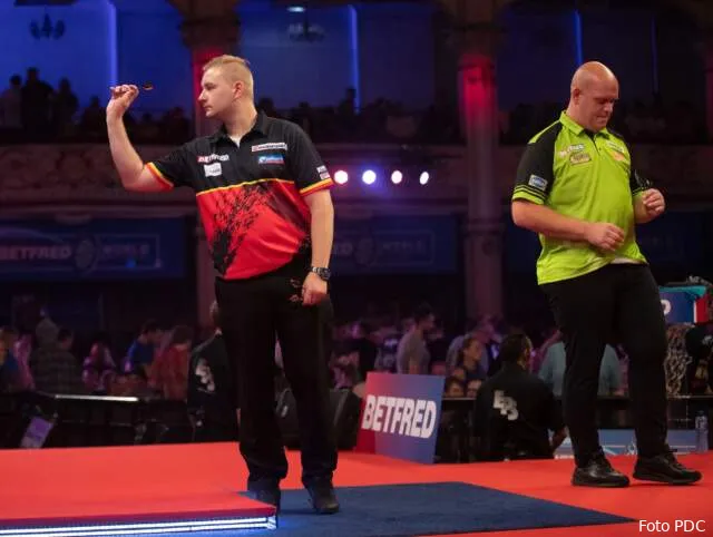 WorldMatchplaySF_VandenBergh1A