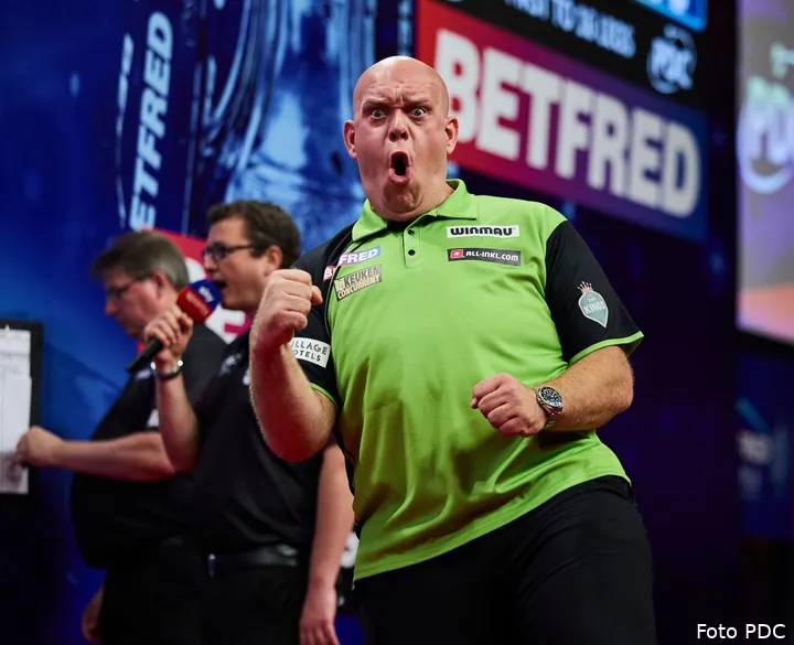 michael van gerwen 190724 074