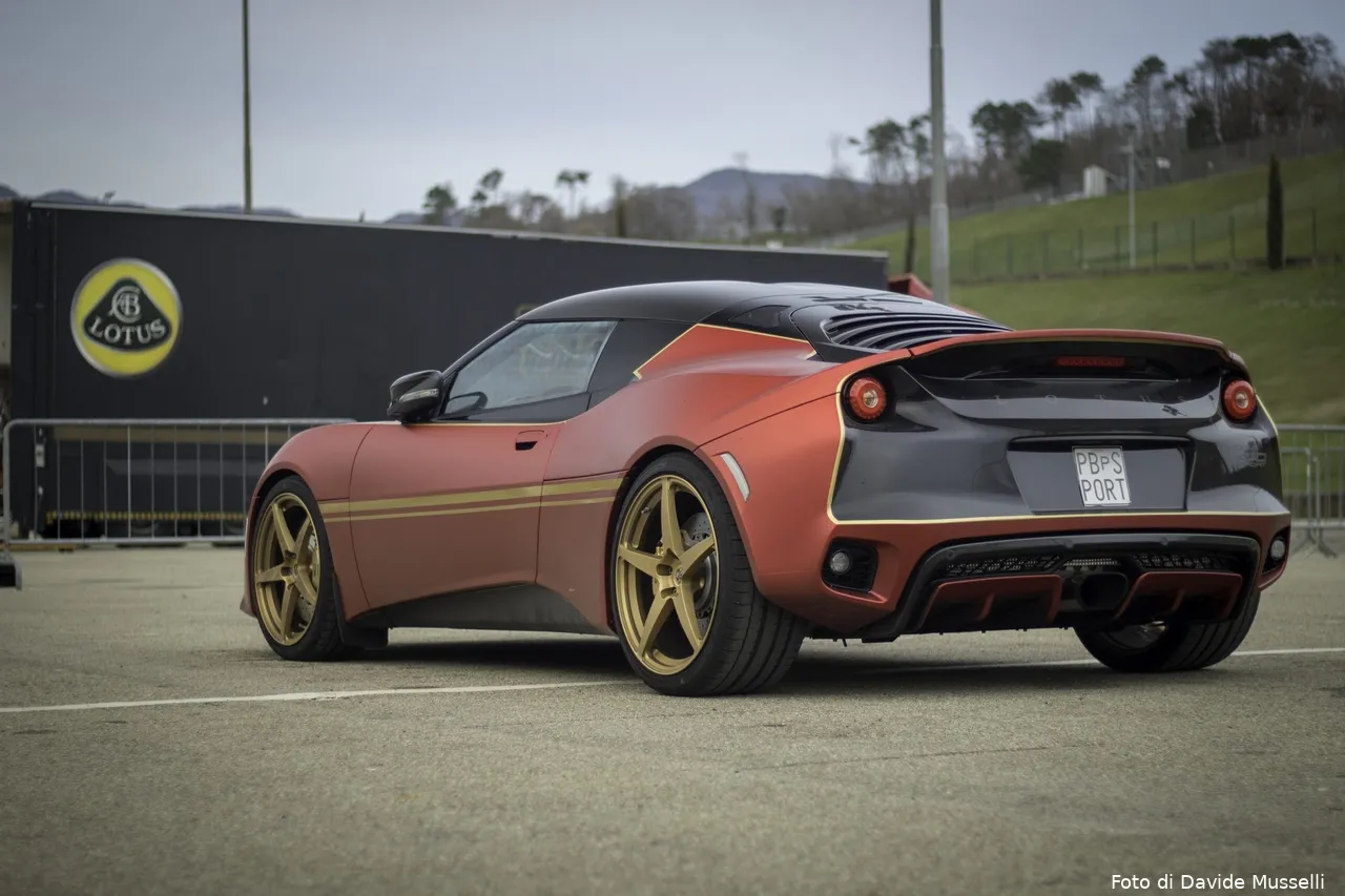 lotus mugello 2018 copertina