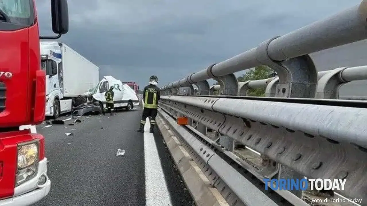 incidente stradale a32 avigliana