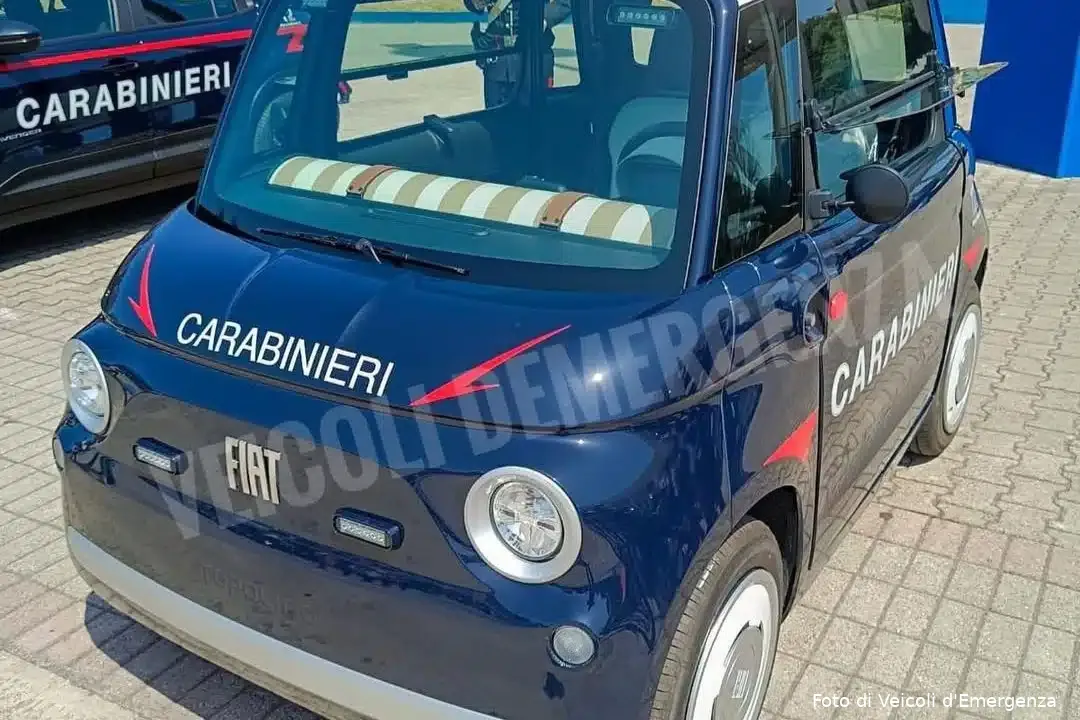 fiat topolino carabinieri 1
