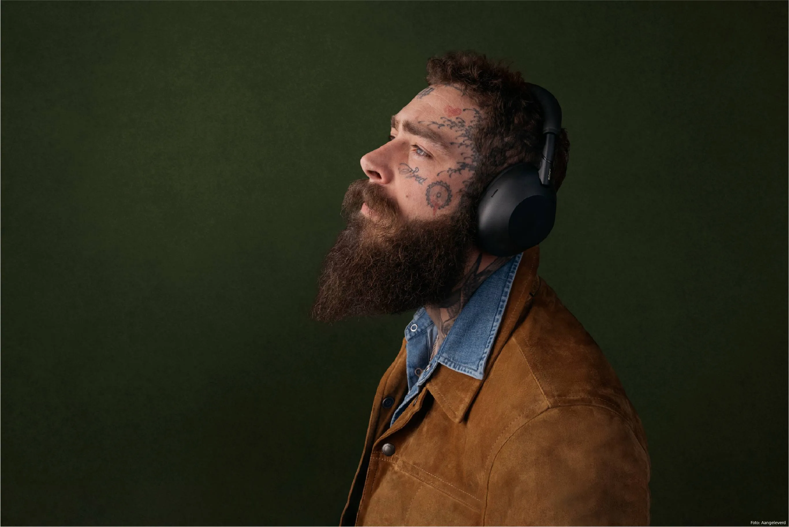 2 wh 1000xm6 black withartist