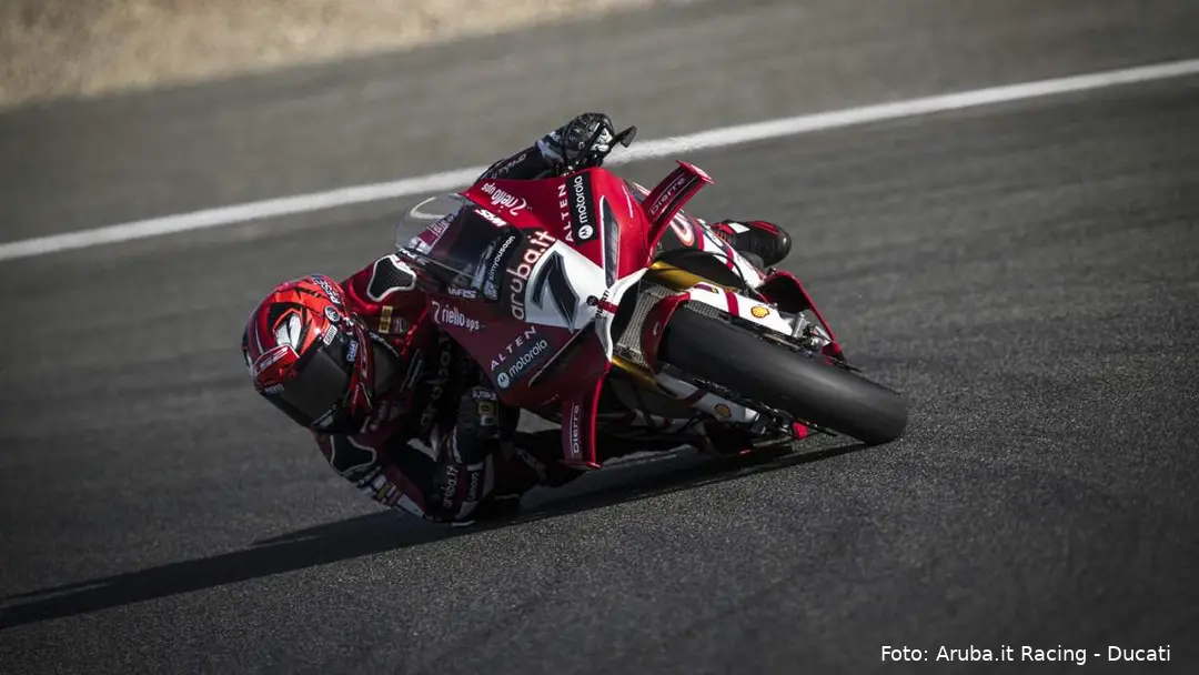 Iker Lecuona riding the Ducati Panigale V4 R Superbike at Jerez
