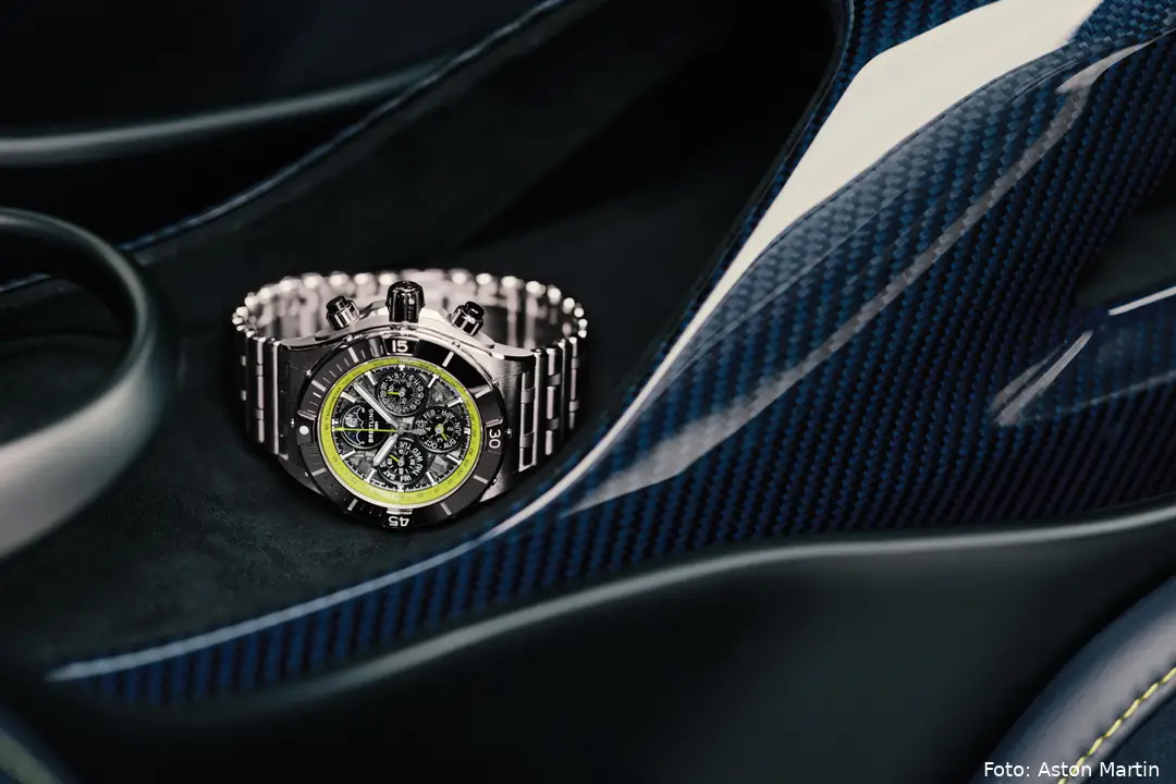 06_Breitling_Super_Chronomat_B19_44_Perpetual_Calendar_Chronograph__Breitling_Aston_Martin_Valhalla_Lime_Green_RGB