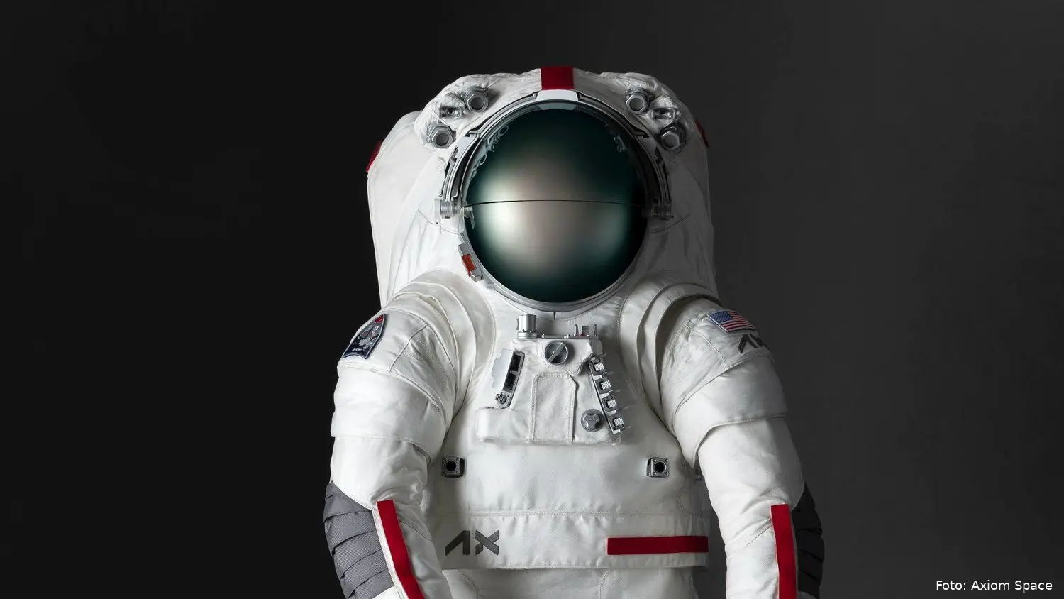 axemu prada spacesuit mockup 20241007 085 axedit