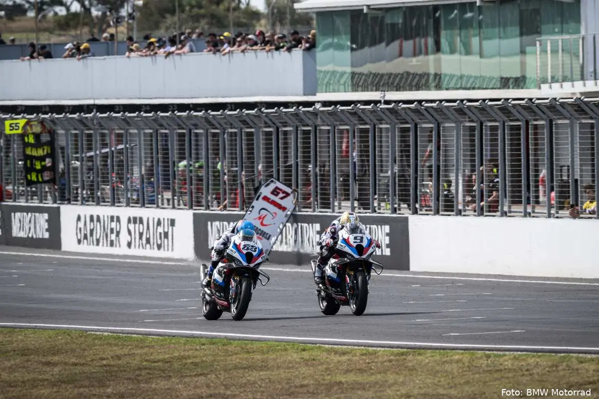 Miguel Oliveira e Danilo Petrucci piloti BMW Superbike WorldSBK